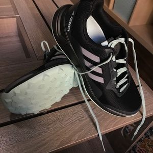 NEW Adidas Terrex CMTK Gore-Tex Waterproof Hiking